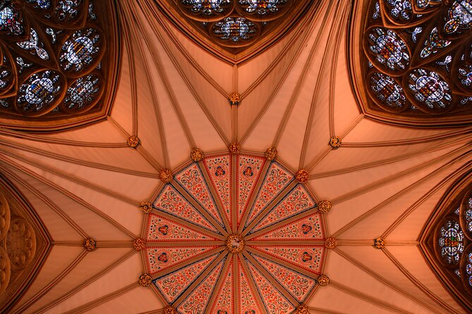 Private York Minster Guided Walking Tour - Timing at 1:00 pm: how to plan your day around the tour