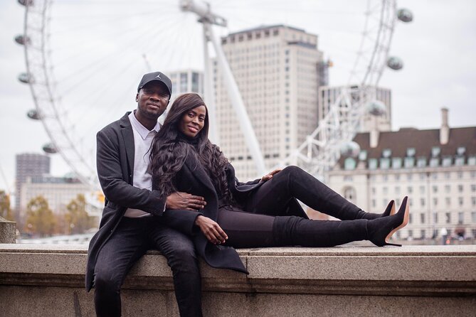 Professional Private Couple Photoshoot - A London couple photoshoot that feels like a guided date