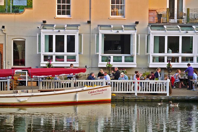 River Cruise with Three Course Riverside Restaurant Dining - Small Group Touring at Oxford River Cruises: The Comfort Factor