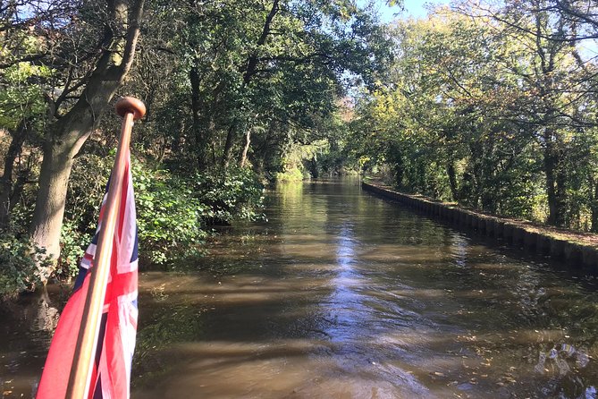 Roast Dinner Cruise - Wartime Remembrance as You Pass a Wellington Crash Site