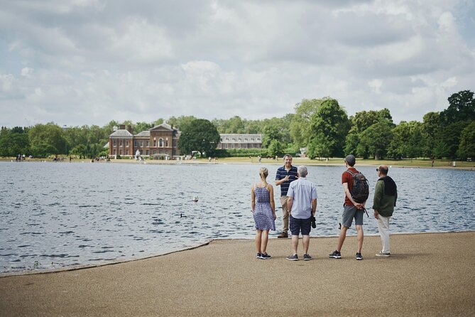 Royal Afternoon Tea & Walk at Kensington Palace - British afternoon tea, explained as a ceremony