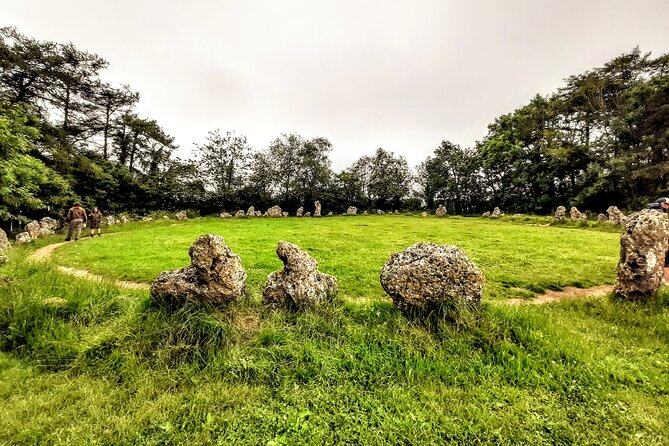 Secret Cotswolds Tour from Stratford-on-Avon or Moreton-in-Marsh - Rollright Stones: the ancient opener with big sky views