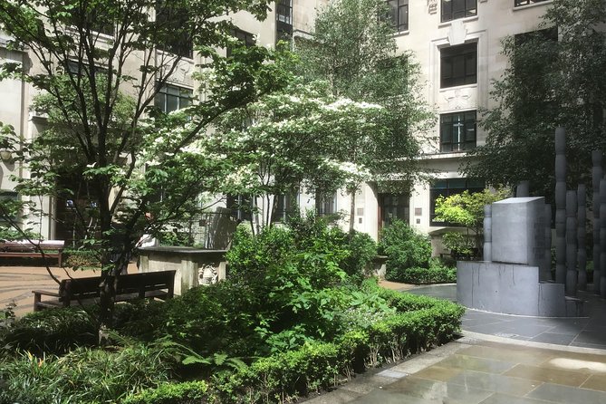 Secret Gardens of the City of London Private Tour - St Swithin and St Dunstan in the East: churchyard secrets and a Great Fire memory