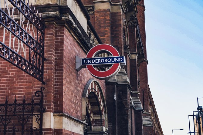 Secrets of the London Underground Small Group Walking Tour - Green Park and the Story of a Station That Closed