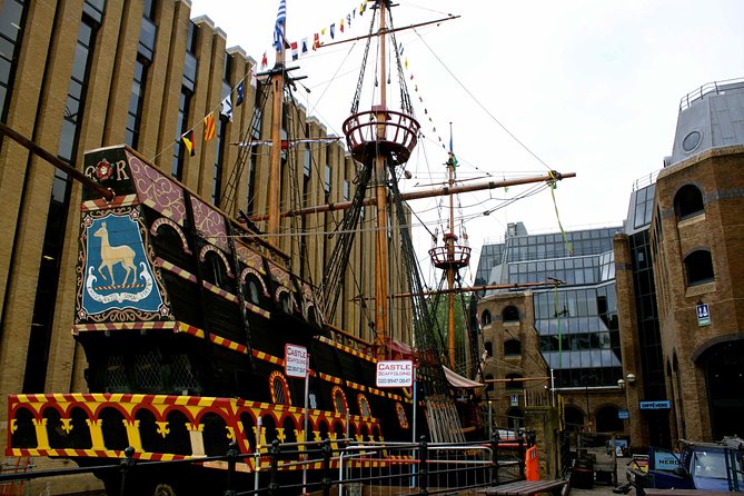See Over 30 Top London Sights! Fun Private Tour with Local Guide - Southbank with a Tube hop, Tate Modern to Shakespeare’s Globe
