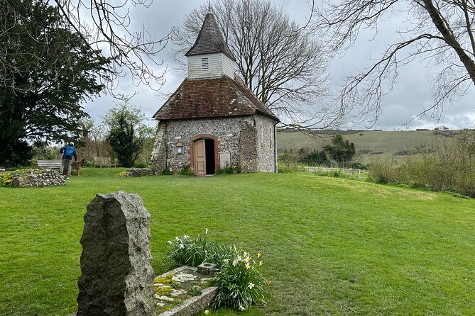 Seven Sisters Tour - Cable House 14 and Belle Tout Lighthouse: telegraph lines to wartime stops