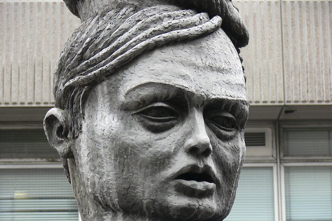 Shakespeare in the City Walk - In Shakespeare's footsteps North of the Thames - St Andrew’s Hill: where the writing story gets personal
