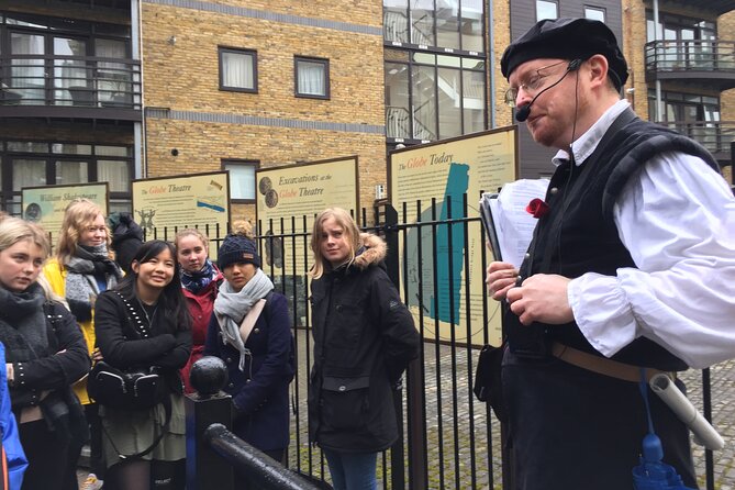 Shakespeare Walks - Meeting at Tooley Street and finishing near St Paul’s