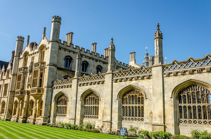 Shared Chauffeured Punt Tour - Key points