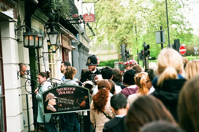 Sherlock Holmes Old London - Very Small Group Walking Tour - Somerset House as a smart, story-friendly shortcut