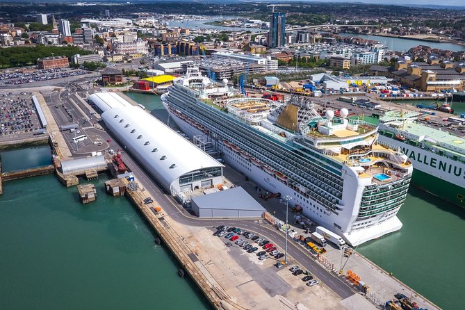 Shore Excursion Southampton Cruise terminal to Salisbury & Stonehenge - Drop-off options, including London, if you are extending the day