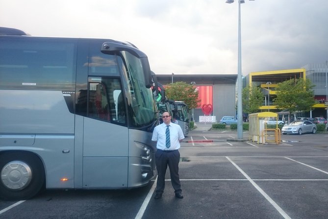 Shuttle transfer from your Hotel To Heathrow Airport - Super Saver - Hotel pickup that starts with real-world timing, not wishful thinking