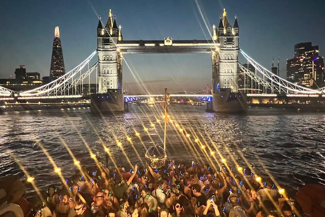 Silent Disco London Thames Boat Party - HMS Belfast, photo time, and how the ride winds down