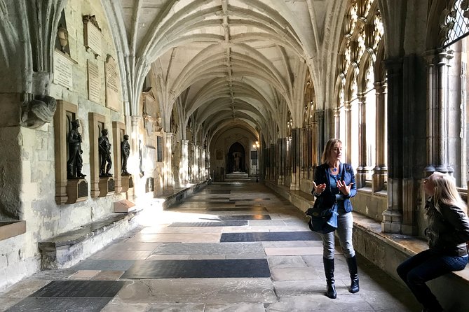 Skip the Line Parliament & Westminster Abbey Fully-Guided Tour - Parliament Square Start: your first clue that this is a time-saver