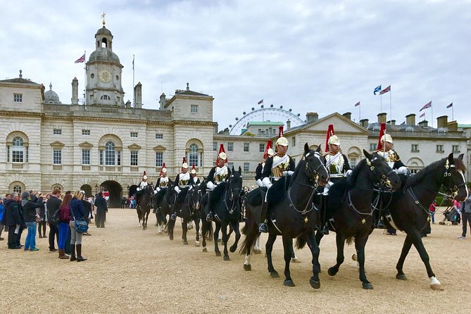Skip the Line Westminster Abbey & Changing of The Guard Tour - Small group size and Blue Badge guiding, why it changes the experience