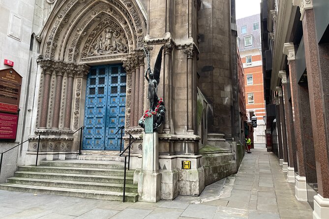 Slow Horses Locations – TV Walking Tour in London - Walking Timing: Plan for About 3 Miles in Two Hours