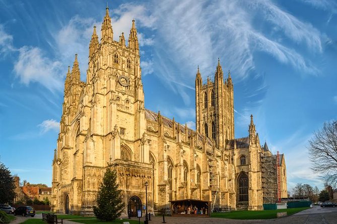 Small Group Canterbury, Dover Castle, Cliffs & Villages Day Tour - Chilham Village: a Kent square with tea, pub charm, and quick wandering