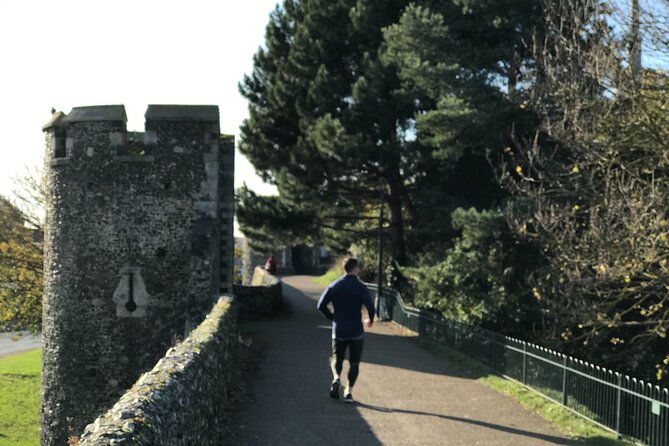 Small-Group City Running Tour in Canterbury - Why a Canterbury running tour feels different than sightseeing