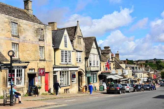 Small-Group Cotswolds Tour (From London) - Burford: the gateway feeling and the easiest first stretch