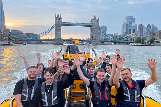 Speedboat 'Tower RIB Blast' from Tower Millennium Pier - 20 minutes - How to pick the right departure time for the best photos