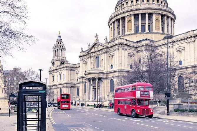 St Pauls Cathedral & Westminster Walking Tour - Horse Guards Parade and Whitehall: the machinery of power