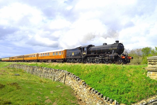 Steam Trains, Whitby, and the North York Moors Full-Day Tour from York - Goathland Station Stop: Hogsmeade Looks, Film Fame, and a Short Time to Soak It In