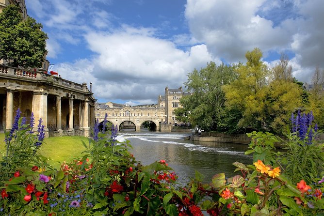 Stonehenge and Bath Day Trip from London with Optional Roman Baths Visit - Roman Baths upgrade: what you actually see, and what you cannot do
