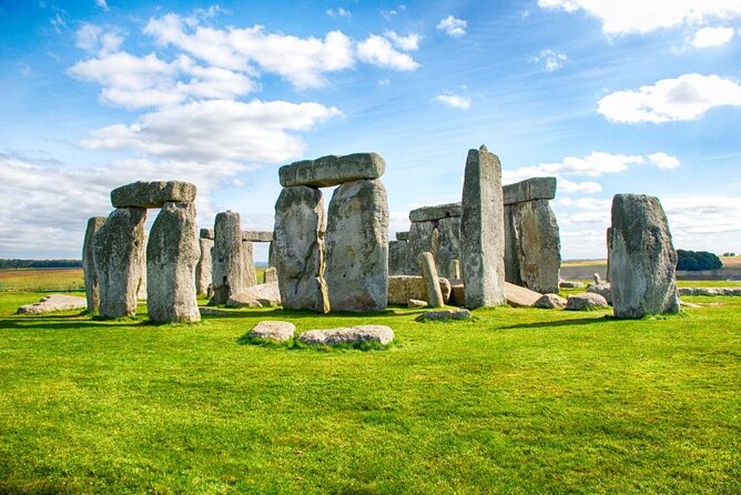 Stonehenge and Bath Guided Day Tour from London - Stonehenge Arrival: Almost Two Hours You Can Actually Use