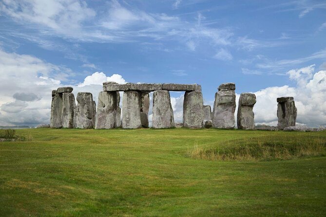 Stonehenge and Bath Private Car with Driver Guide - Key highlights to know before you go
