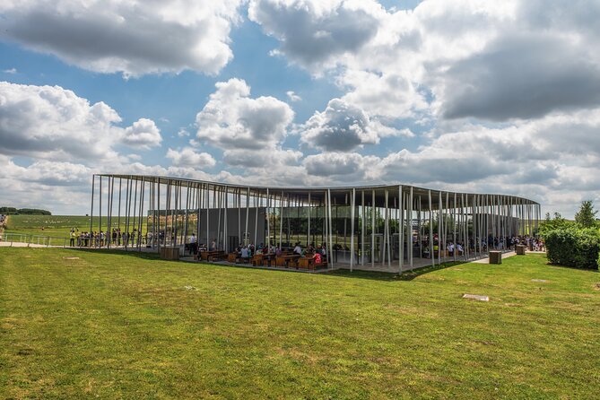 Stonehenge and Salisbury Cathedral Private Tour from Southampton - What makes the reviews’ “best part” show up on your day