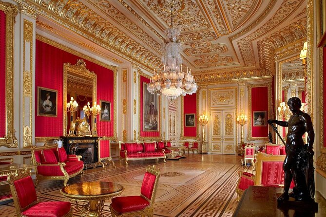 Stonehenge and Windsor Castle Tour from London With Entry Tickets - A one-day hit of royal grandeur and prehistoric stones