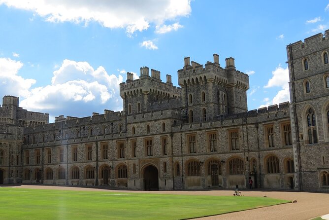 Stonehenge and Windsor Castle Tour from London With Entry Tickets - Picking the right option: Windsor only or Stonehenge plus Windsor
