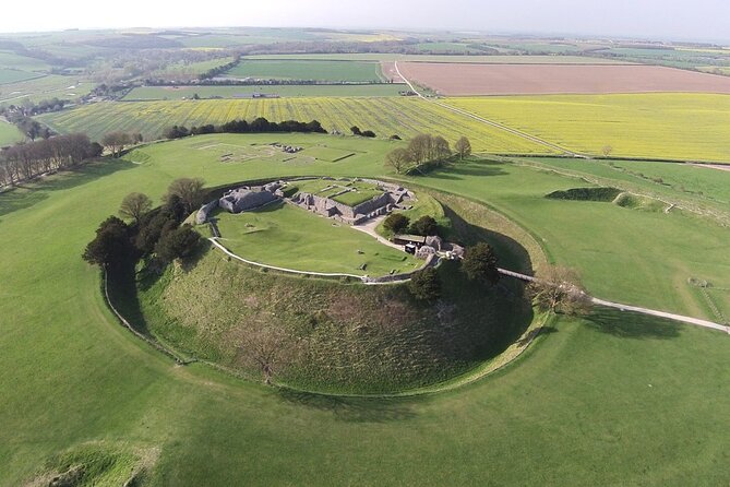 Stonehenge, Avebury, and West Kennet Long Barrow from Salisbury - West Kennet Long Barrow: A Burial Mound You Can Walk Around