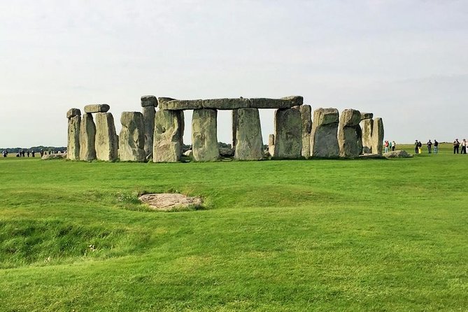 Stonehenge & Bath Day Tour from London including Admission - Tour pace, vehicle comfort, and what to pack