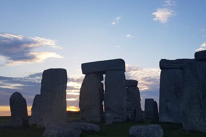 Stonehenge & Bath Private driverTours - Stonehenge and Woodhenge: how the morning actually works