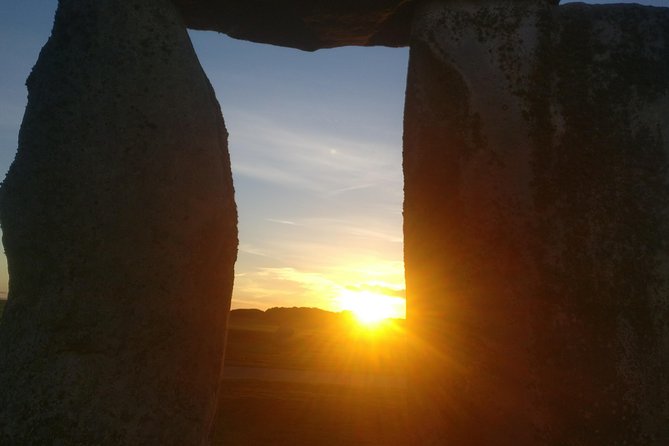 Stonehenge Half-Day luxury guided tour from Bath for 2-8 - The Guided Part at Stonehenge, Then Time for Your Own Pace
