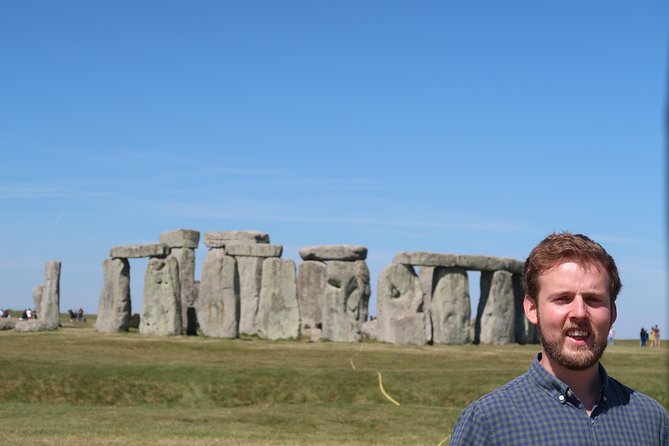 Stonehenge Half-Day luxury guided tour from Bath for 2-8 - Walking Distance, Comfort, and Family Fit