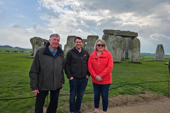 Stonehenge half day tour from Southampton - The driver guide role: history, theories, and real-time answers