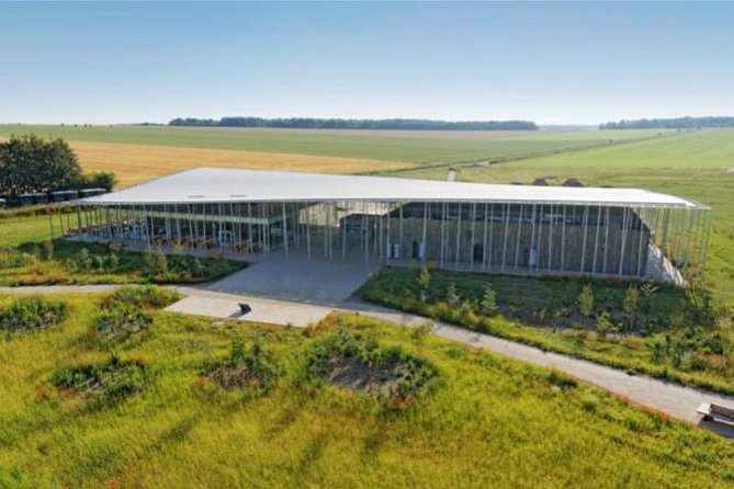 Stonehenge In A Private Vehicle Service From London With Admission Tickets - Timing the long London to Stonehenge commute