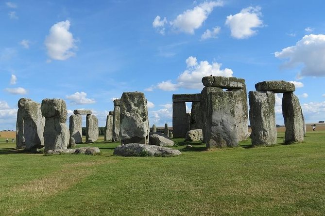 Stonehenge Independent Visit with Private Driver by Luxury Sedan - Should you book this tour?