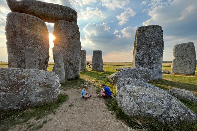 Stonehenge Inner Circle Private Tour from London with Bath Visit - Bath’s Roman Baths and Georgian highlights: worth the upgrade?