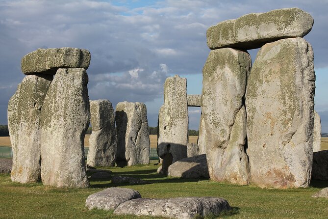 Stonehenge Private Immersive Audio Guide - Price and Value for a Budget Stonehenge Day