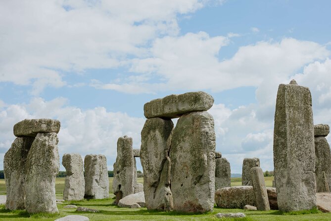 'Stonehenge & Secret England' from Bath for 2-8 curious adventurers - Bath to Stonehenge without the headache