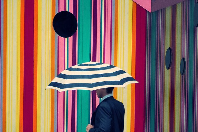 Street Photography Workshops in London - Cyrus and Marc teaching style, relaxed but direct
