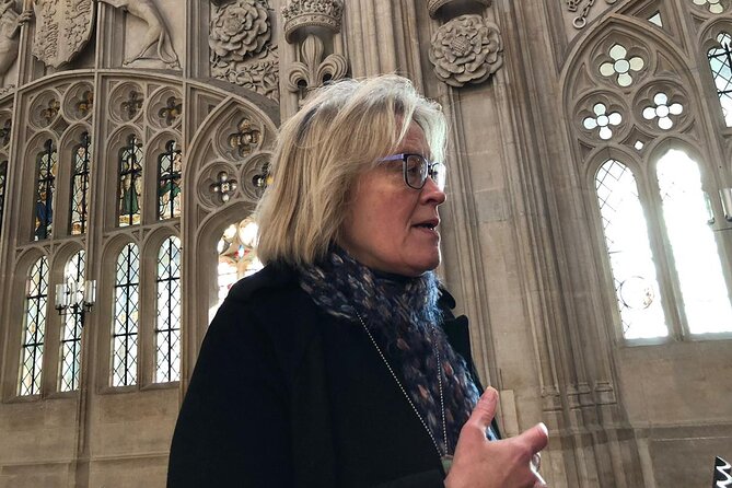 Tangential Cambridge: Group Walking Tour of Sights and Highlights - Stop 6: St John’s Street and the Mysterious Gate Characters