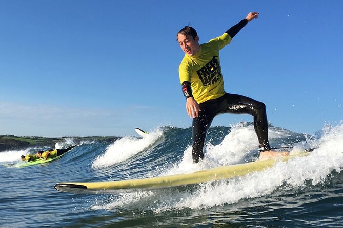 Taster Surfing Lesson in Bude - Small group energy: up to 6 people means faster progress