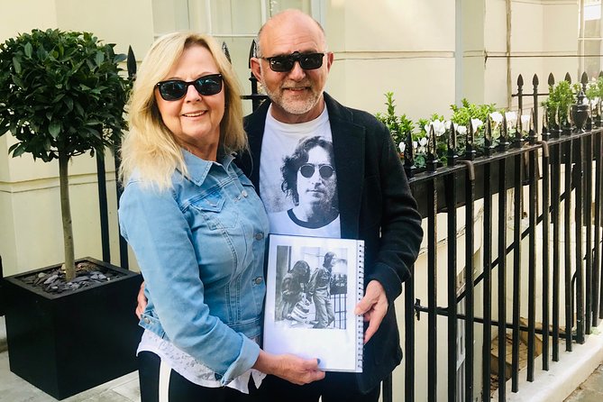 The Beatles in London Private Taxi Tour - Abbey Road zebra crossing and the studio that still works