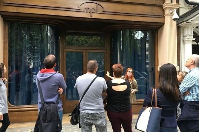 The Beatles tour in London in Spanish - Parada 2: Soho y Trident Studios, la sala donde se grabó parte del impacto