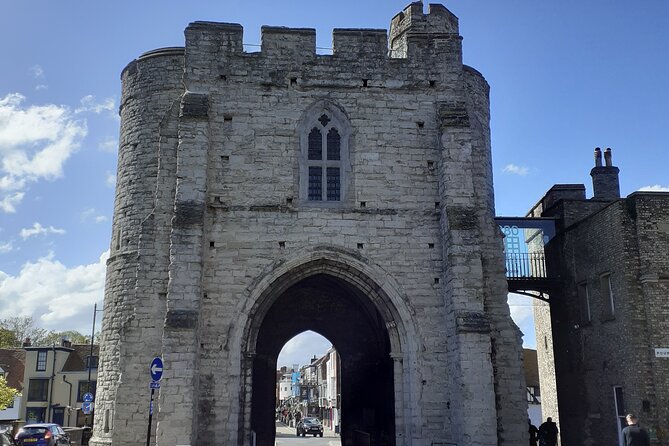 The Condensed Canterbury Tour - A one-hour Canterbury walk that still feels complete