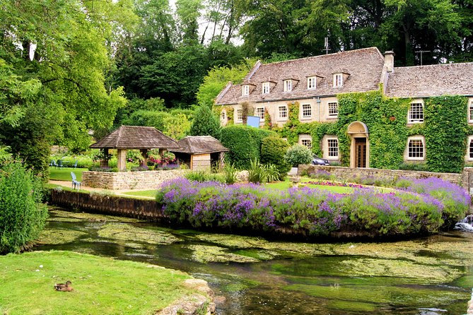 The Cotswolds Guided Day Tour from London - Burford: a calm hour to orient yourself